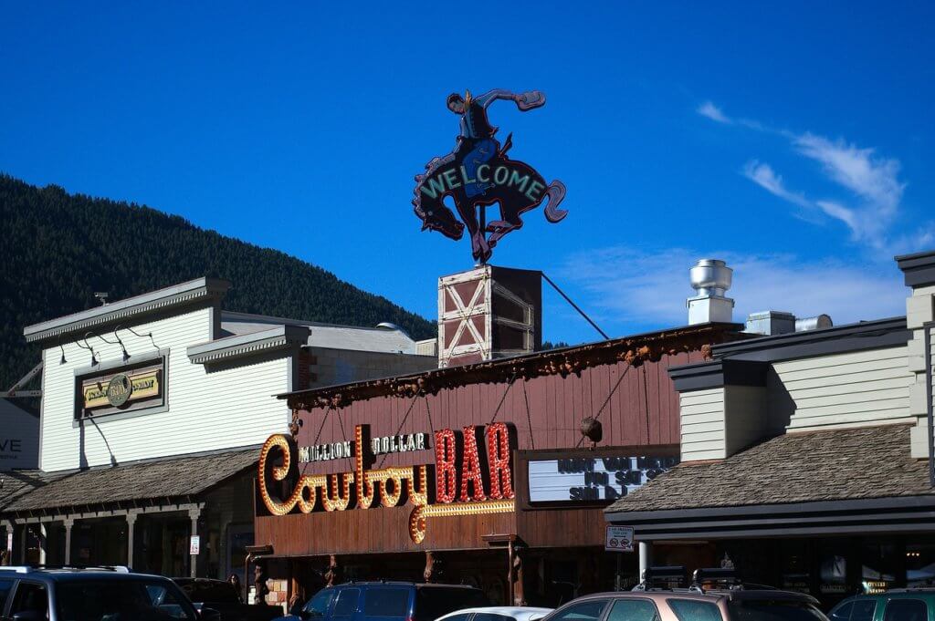 jackson hole store fronts, wyoming, stores-3857347.jpg
